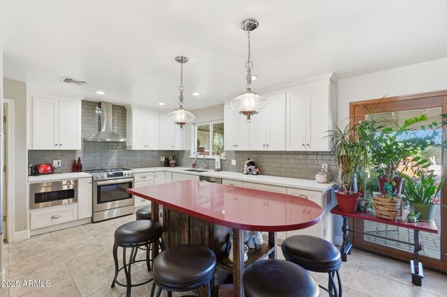 3470 E PARADISE Drive, Phoenix, AZ 85028