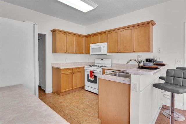 2560 Rosehill Circle, Lithia Springs, GA 30122