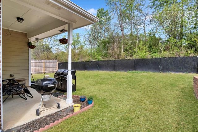 2560 Rosehill Circle, Lithia Springs, GA 30122