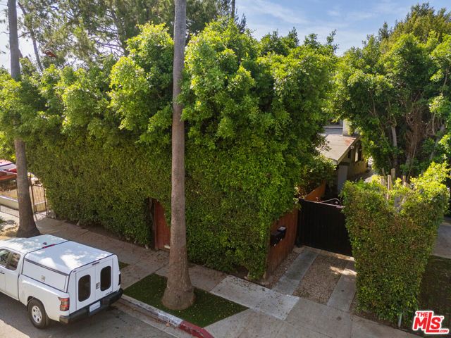 5742 La Mirada Avenue, Los Angeles, CA 90038