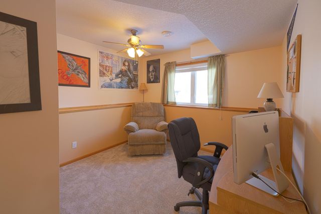 6408 Cavell Avenue N, Brooklyn Park, MN 55428