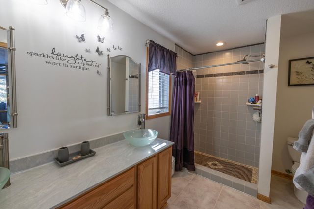 6408 Cavell Avenue N, Brooklyn Park, MN 55428