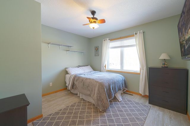 6408 Cavell Avenue N, Brooklyn Park, MN 55428