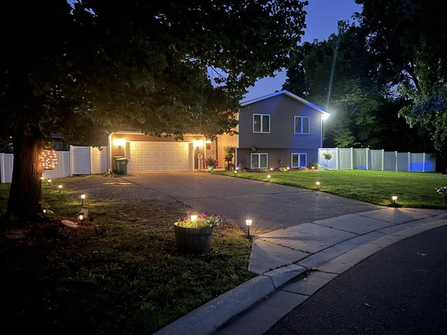 6408 Cavell Avenue N, Brooklyn Park, MN 55428