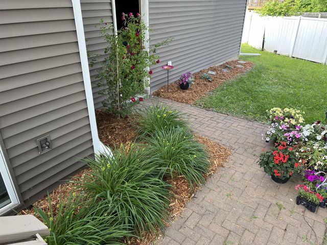 6408 Cavell Avenue N, Brooklyn Park, MN 55428