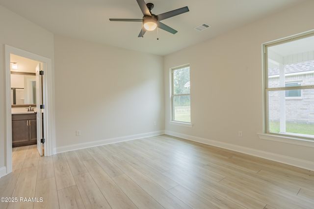 112 Oak Haven Drive, Lafayette, LA 70507