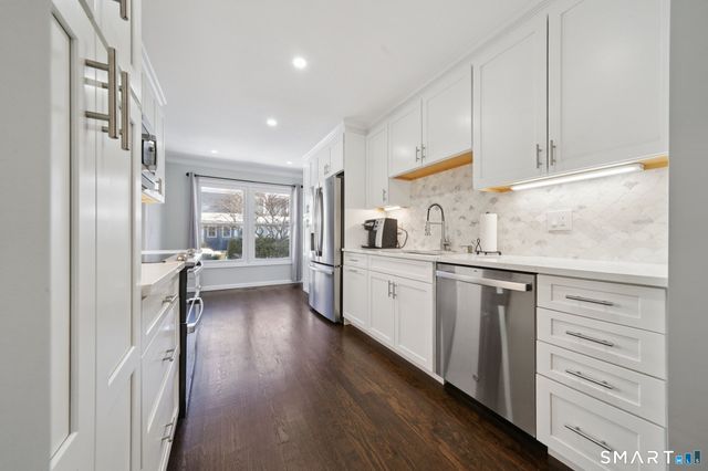 76 Fawn Ridge Lane 76, Norwalk, CT 06851