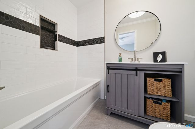 76 Fawn Ridge Lane 76, Norwalk, CT 06851