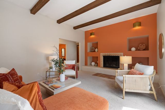 258 Cuesta del Norte, Santa Fe, NM 87501