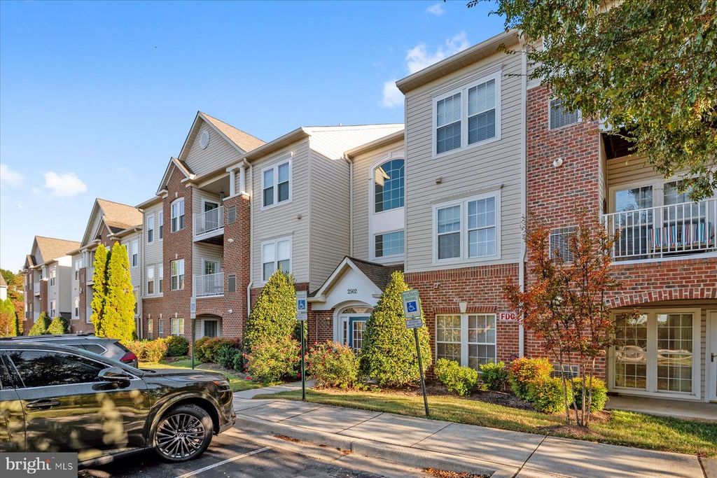 2502 AMBER ORCHARD CT W #104, Odenton, MD 21113
