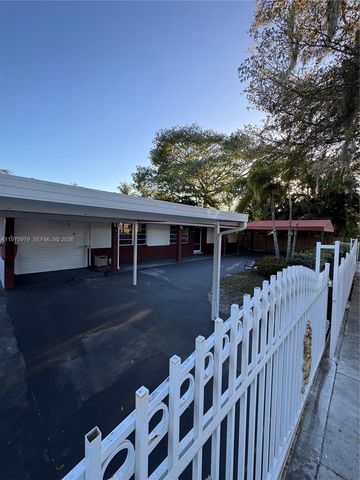 470 NE 127th St, North Miami, FL 33161