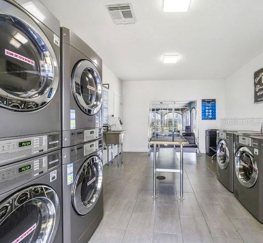 5206 CURRY FORD ROAD 113, Orlando, FL 32812