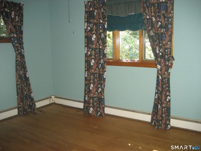 21 Terrace Drive, Montville, CT 06370
