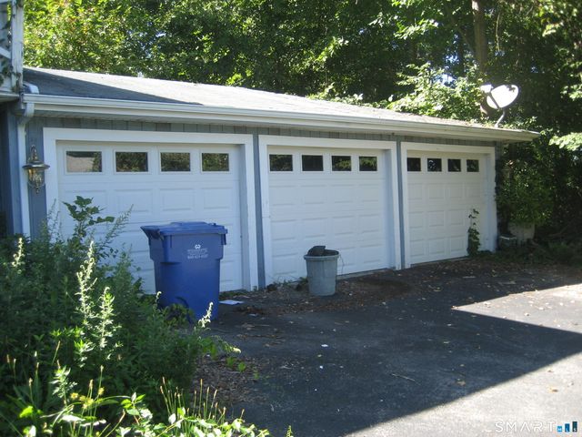 21 Terrace Drive, Montville, CT 06370