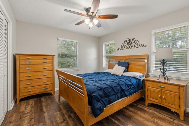 61 Southwood Forest Road, Huntsville, TX 77340