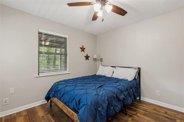 61 Southwood Forest Road, Huntsville, TX 77340