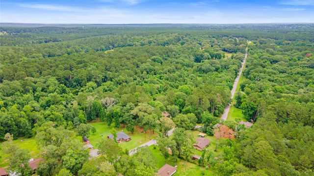 61 Southwood Forest Road, Huntsville, TX 77340