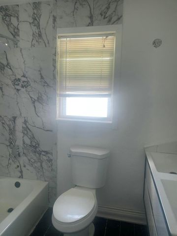 4674 Lakeside Circle, West Palm Beach, FL 33417
