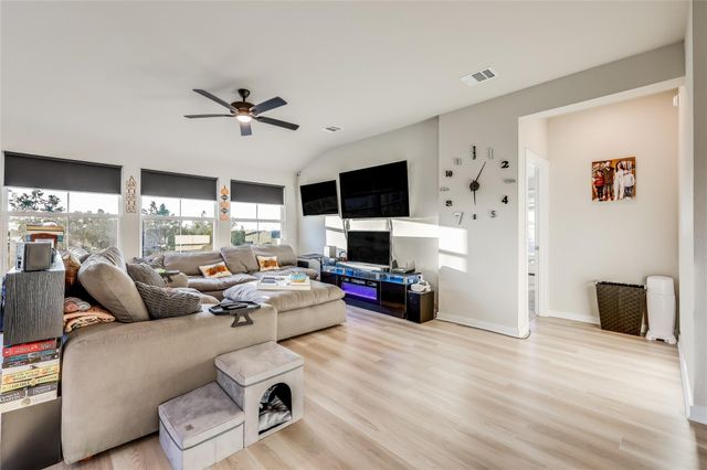 3204 Mount Vernon Ave, Lago Vista, TX 78645