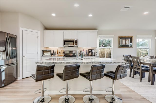 3204 Mount Vernon Ave, Lago Vista, TX 78645
