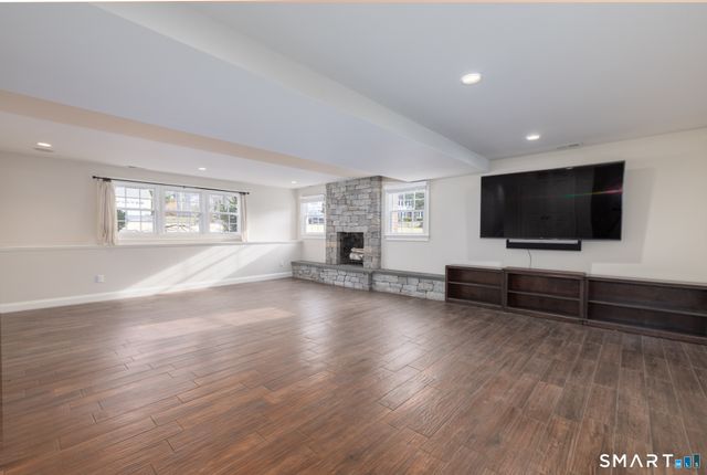 12 Colony Road, Canton, CT 06019