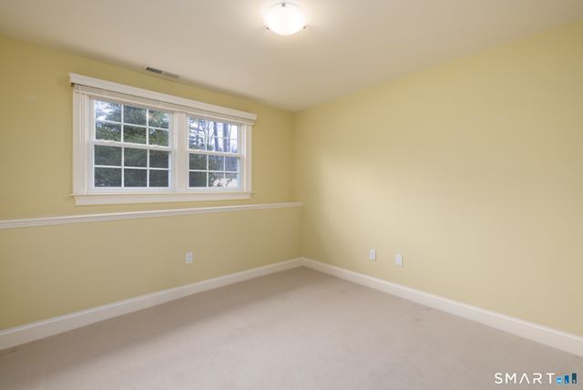 12 Colony Road, Canton, CT 06019