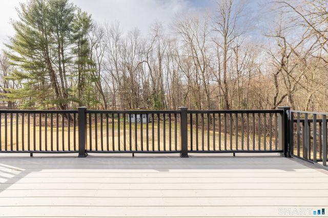 12 Colony Road, Canton, CT 06019