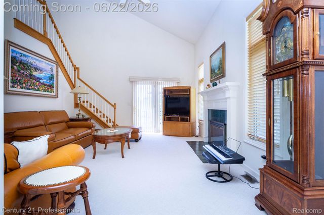 8225 Brookstone Lane, Village Of Clarkston, MI 48348