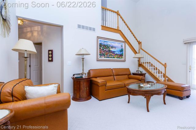 8225 Brookstone Lane, Village Of Clarkston, MI 48348