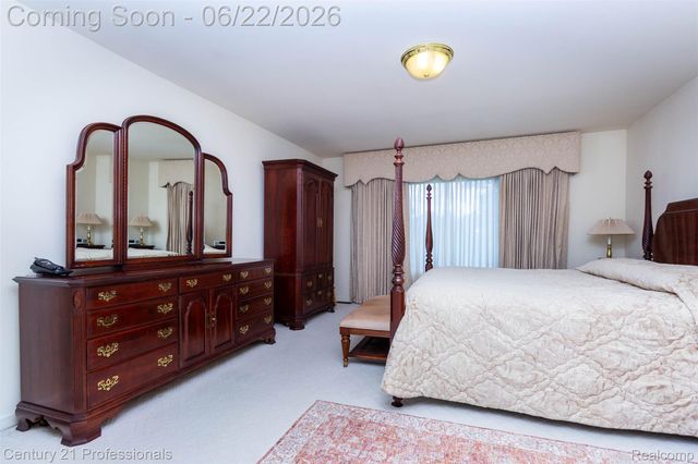 8225 Brookstone Lane, Village Of Clarkston, MI 48348