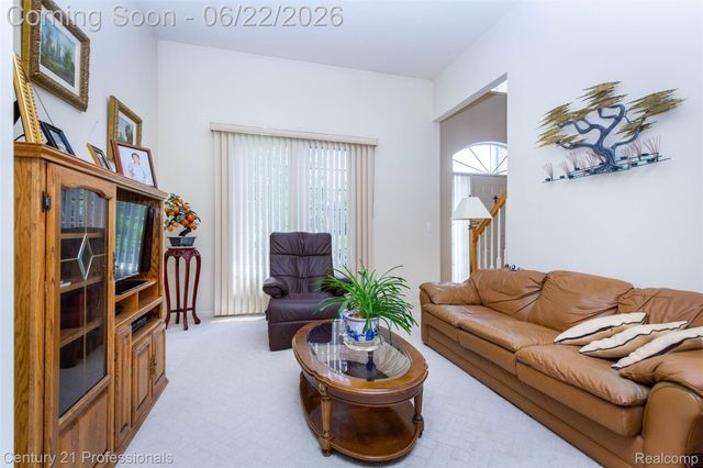 8225 Brookstone Lane, Village Of Clarkston, MI 48348