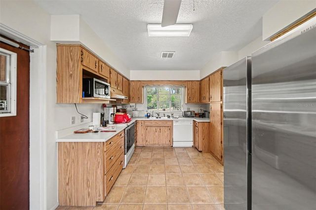 230 S CRYSTAL DRIVE, Sanford, FL 32773