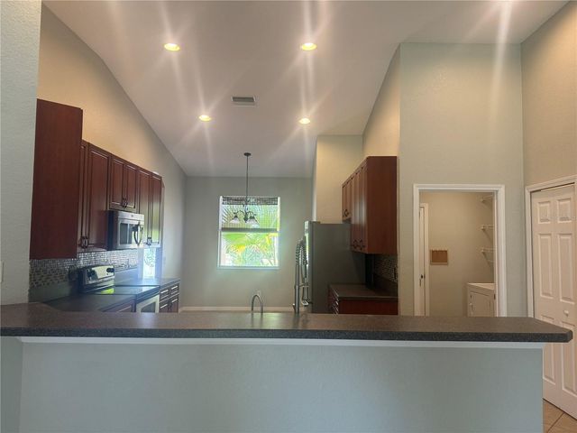 11739 HOLLY CREEK DRIVE, Riverview, FL 33569