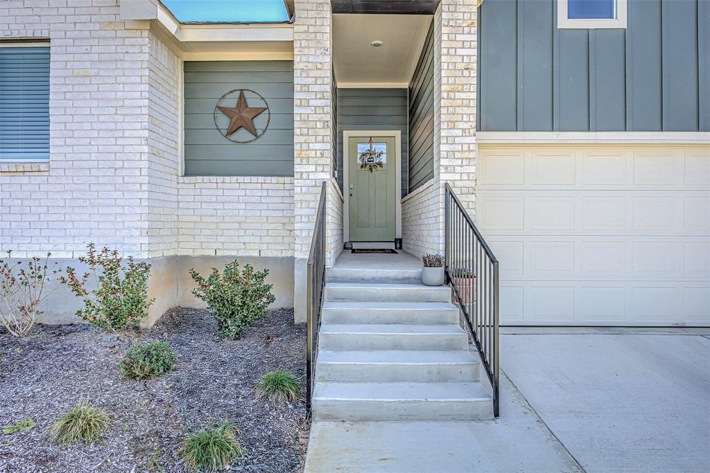 309 Lone Cedar RD, Marble Falls, TX 78654