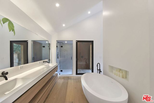 24728 Vantage Point Terrace, Malibu, CA 90265