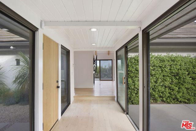 24728 Vantage Point Terrace, Malibu, CA 90265
