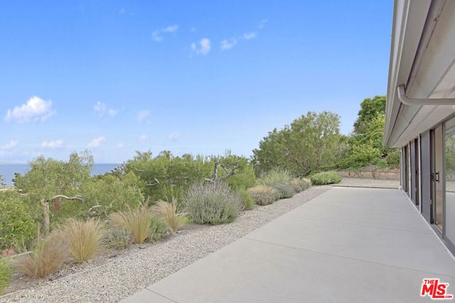 24728 Vantage Point Terrace, Malibu, CA 90265