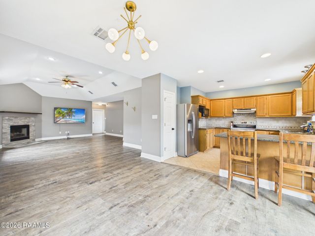 115 La Rue Vil, Lafayette, LA 70508