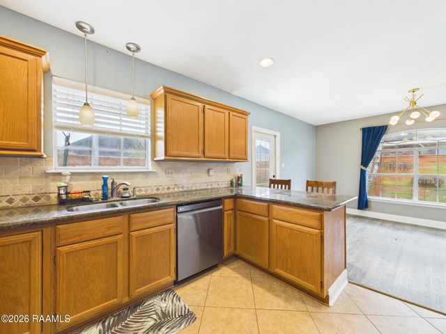 115 La Rue Vil, Lafayette, LA 70508