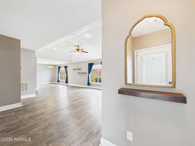 115 La Rue Vil, Lafayette, LA 70508