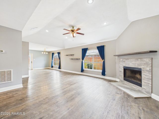 115 La Rue Vil, Lafayette, LA 70508