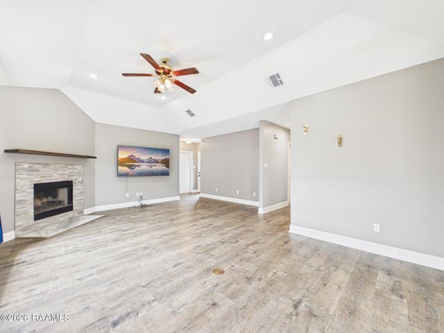 115 La Rue Vil, Lafayette, LA 70508