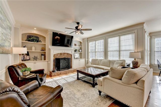 7051 Dove Point Lane, Hoschton, GA 30548