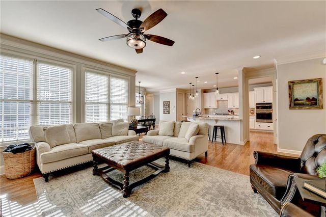 7051 Dove Point Lane, Hoschton, GA 30548