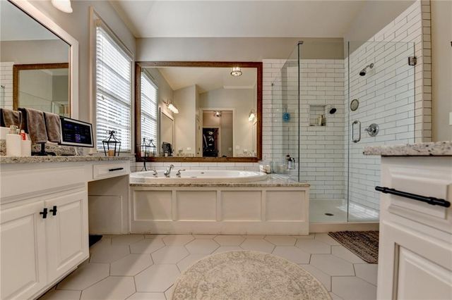 7051 Dove Point Lane, Hoschton, GA 30548