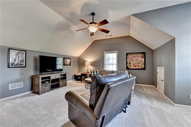 7051 Dove Point Lane, Hoschton, GA 30548