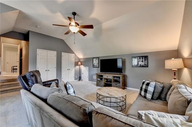 7051 Dove Point Lane, Hoschton, GA 30548
