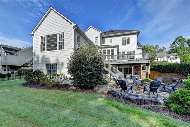 7051 Dove Point Lane, Hoschton, GA 30548