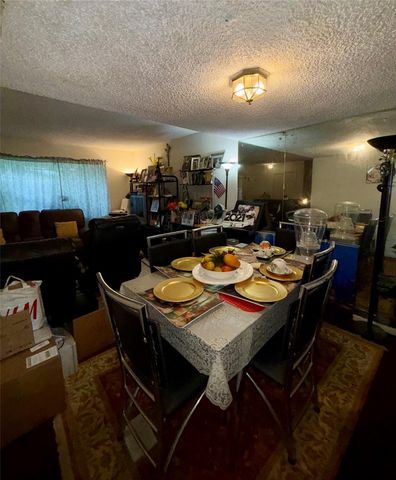 6451 Creekbend Drive 132, Houston, TX 77096
