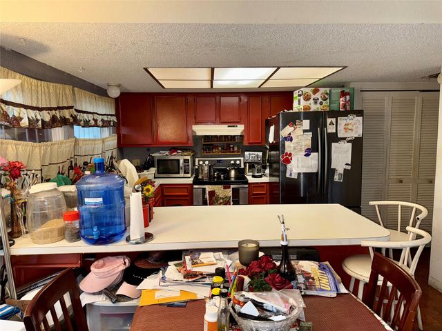 6451 Creekbend Drive 132, Houston, TX 77096